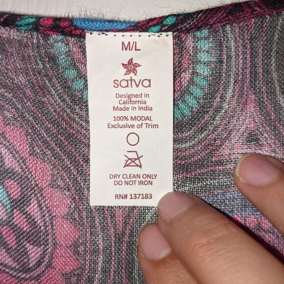 Satva Akula Eastern Tile Ocean Depths Kimono M/L - Picture 3 of 13